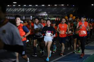 BIB: 27140, 1027, 27200, 8271, 2370
                            <button type="button" onclick="openModal(11466714)" class="btn btn-primary btn-sm float-right btn-popup" data-toggle="modal" data-target=".modal-high-quality">
                        <i class="fas fa-shopping-cart"></i> Add to Cart
                    </button>
                                            <button type="button" onclick="isThisMe(11466714, true)" class="btn btn-success btn-sm float-right btn-popup btn-isme hidden" data-toggle="tooltip" data-placement="bottom" title="นี่คือรูปของคุณใช่ไหม คลิกที่นี่เพื่อเอาเข้าอัลบั้ม">
                        <i class="fas fa-plus"></i> Add to album
                    </button>
                    <button type="button" onclick="isThisMe(11466714, false)" class="btn btn-warning btn-sm float-right btn-popup btn-isnotme hidden">
                        <i class="fas fa-ban"></i> Remove from album
                    </button>
